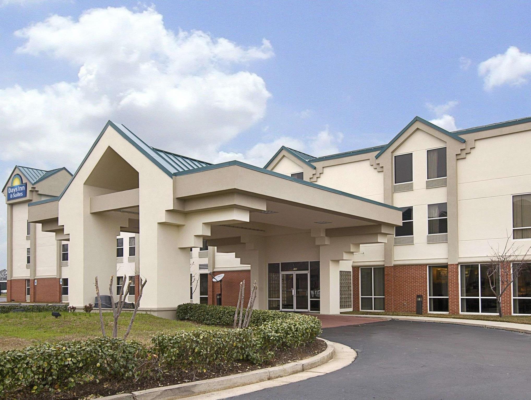Days Inn & Suites By Wyndham Ridgeland Ngoại thất bức ảnh
