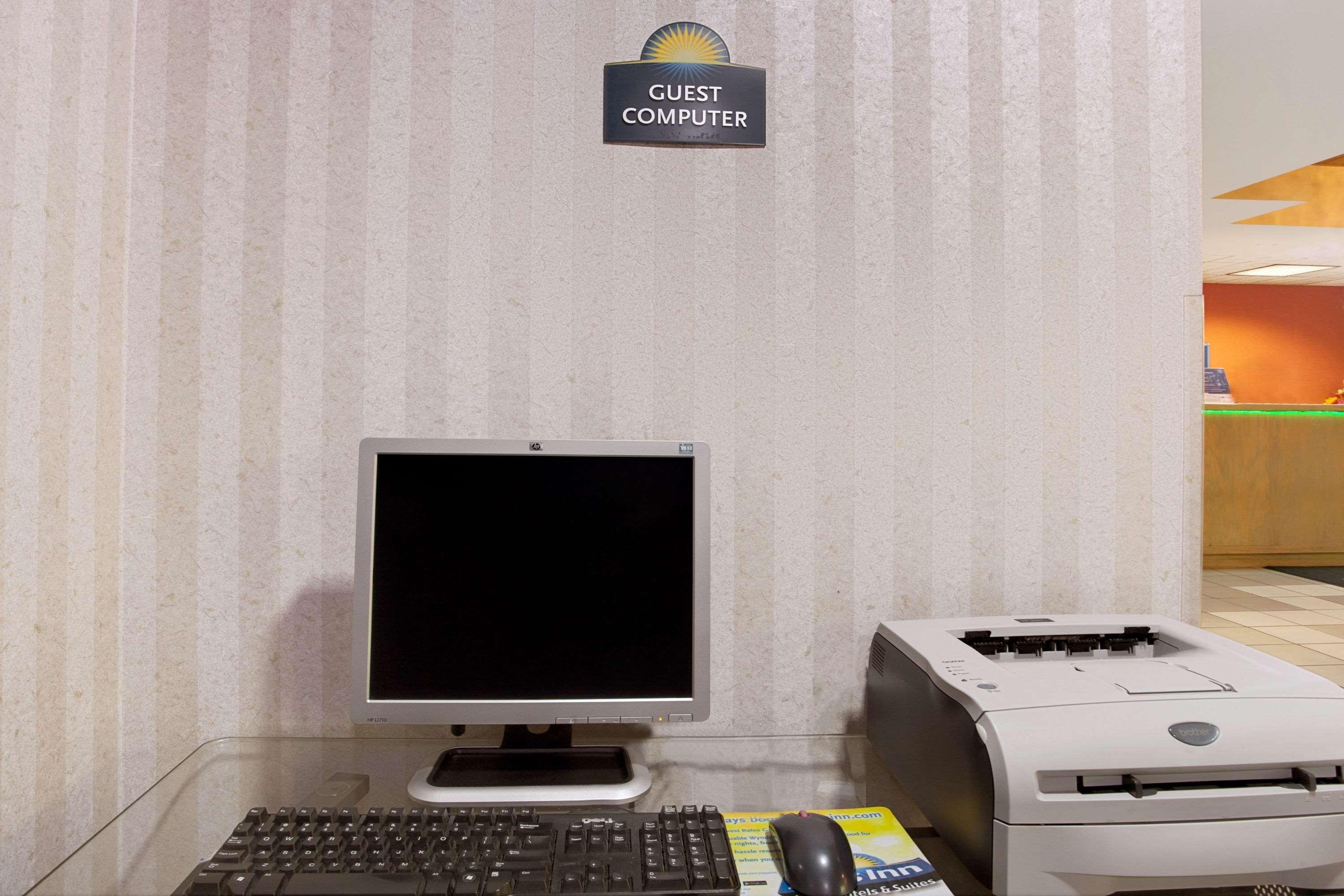 Days Inn & Suites By Wyndham Ridgeland Ngoại thất bức ảnh