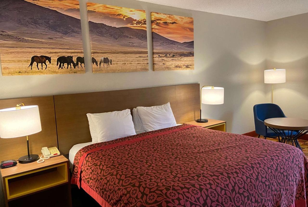 Days Inn & Suites By Wyndham Ridgeland Ngoại thất bức ảnh